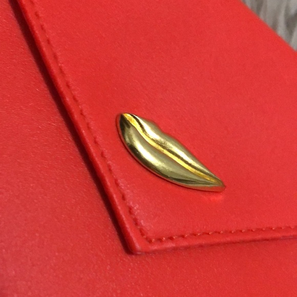 New Unused Ipsy “Sealed with a Kiss” Makeup Bag-Red/Gold-5x7-Flap Closure - Picture 3 of 11